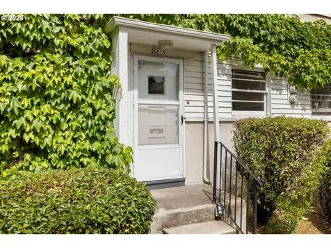 6815 NE Broadway Portland OR 97213