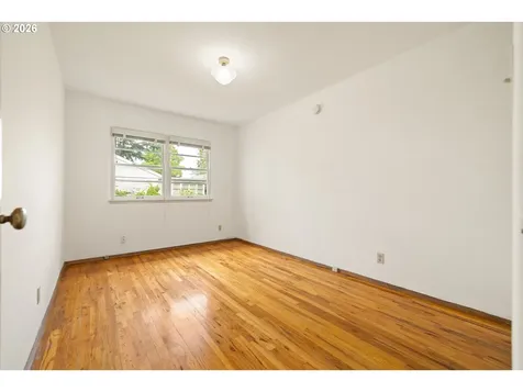 6815 NE Broadway Portland OR 97213