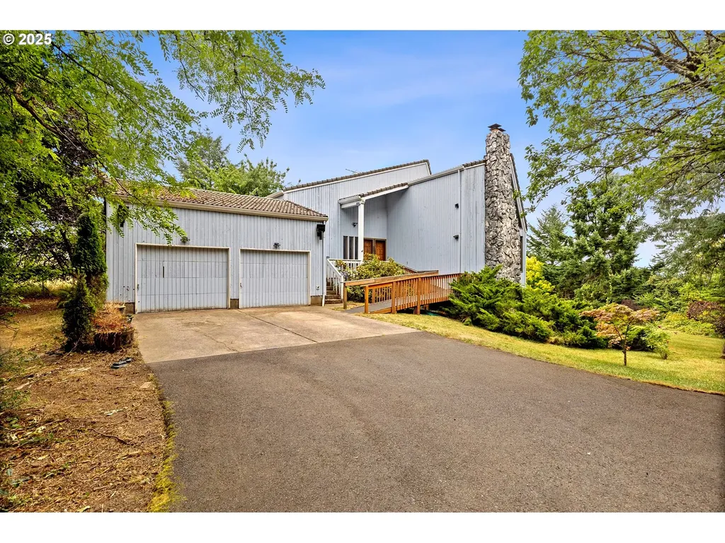 22905 NE Mountain Top Road Newberg OR 97132