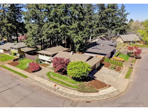 19425 NE Irving Court Portland OR 97230