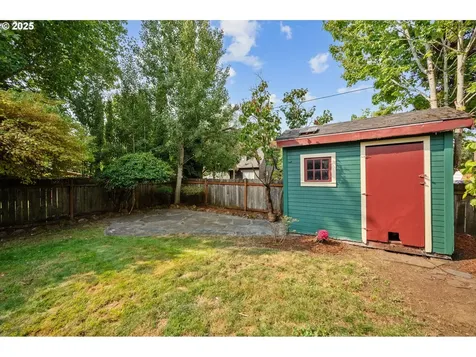 5835 N Detroit Avenue Portland OR 97217