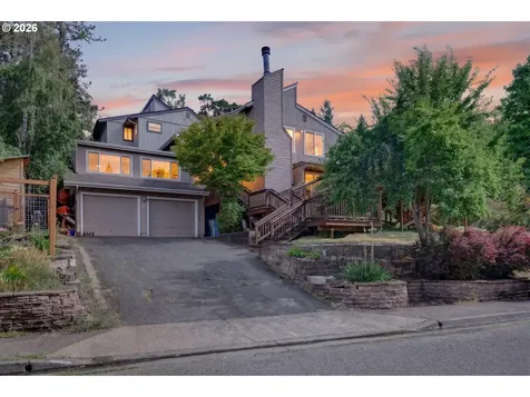 207 W 52nd Avenue Eugene OR 97405
