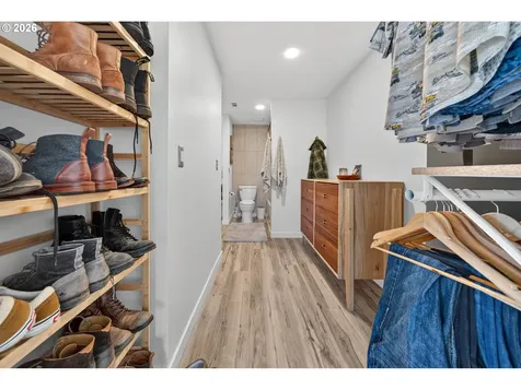 207 W 52nd Avenue Eugene OR 97405