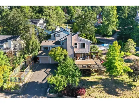 207 W 52nd Avenue Eugene OR 97405