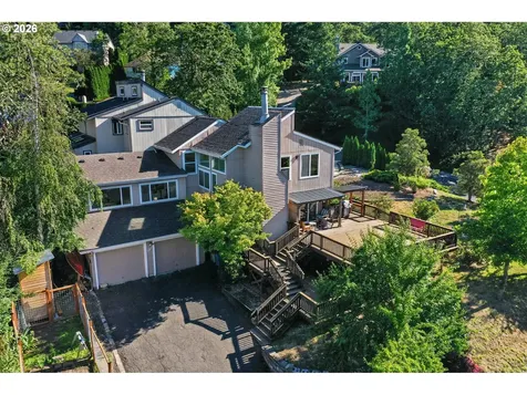 207 W 52nd Avenue Eugene OR 97405