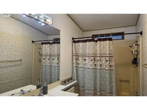 30540 Priceboro Drive Harrisburg OR 97446