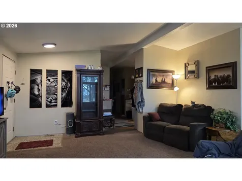 30540 Priceboro Drive Harrisburg OR 97446
