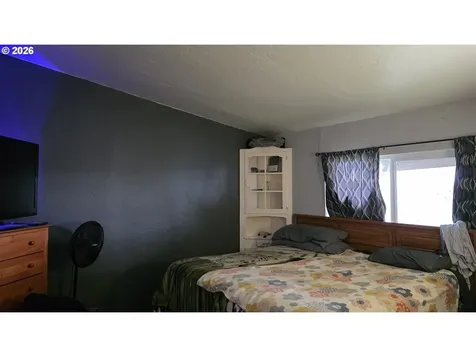 30540 Priceboro Drive Harrisburg OR 97446