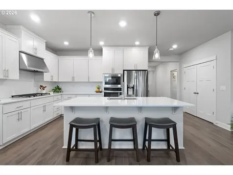 4935 S 16th Drive Ridgefield WA 98642