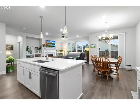 4935 S 16th Drive Ridgefield WA 98642
