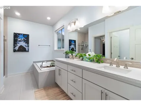 4935 S 16th Drive Ridgefield WA 98642