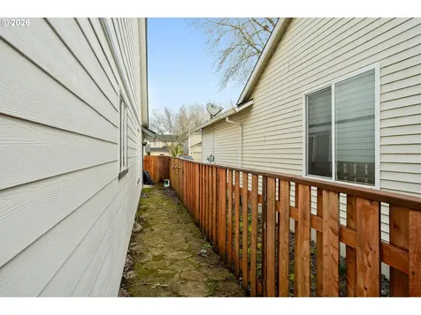 2846 SE 18th Circle Gresham OR 97080