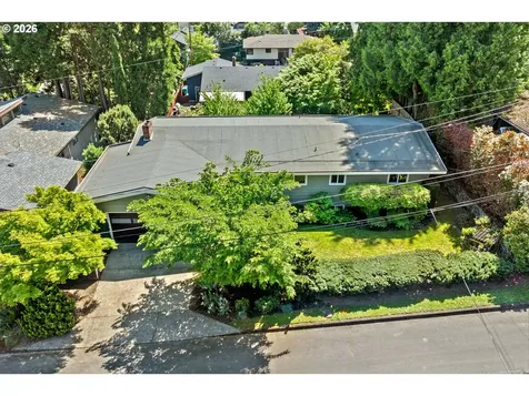 7310 SE Clay Street Portland OR 97215