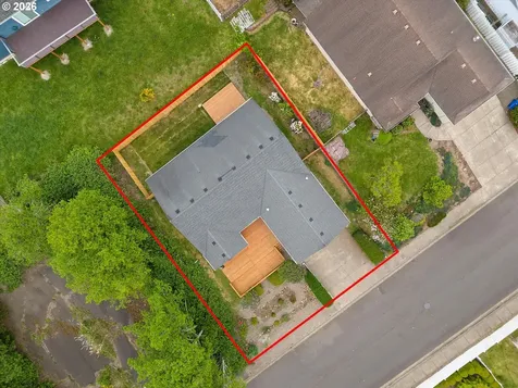 2445 NE 47th Street Lincoln City OR 97367