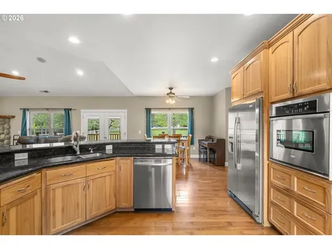 300 Mattie K Lane Roseburg OR 97471