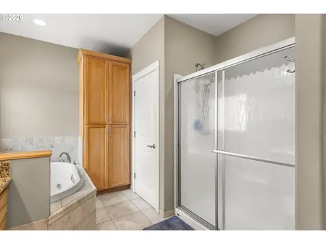 300 Mattie K Lane Roseburg OR 97471