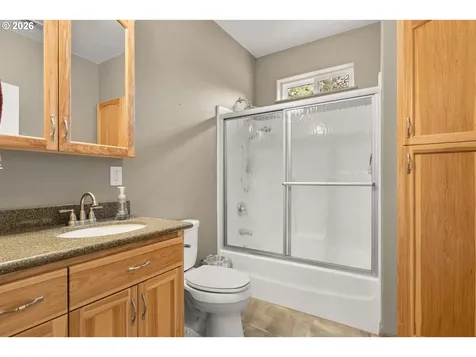 300 Mattie K Lane Roseburg OR 97471