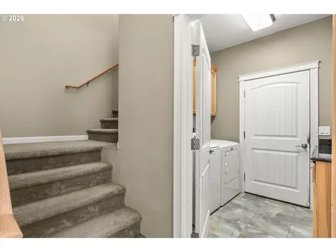 300 Mattie K Lane Roseburg OR 97471
