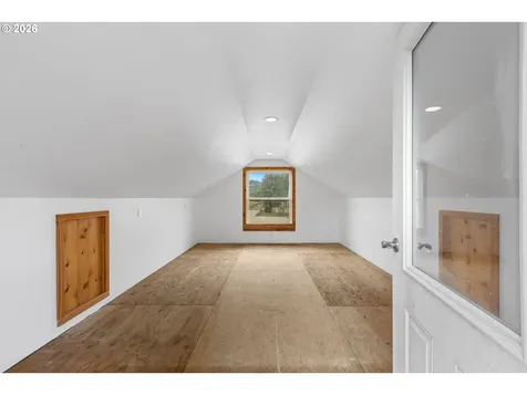 300 Mattie K Lane Roseburg OR 97471