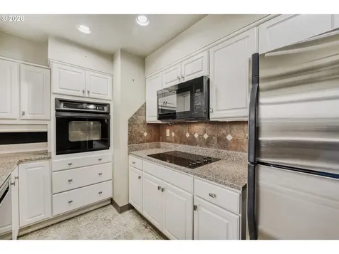 705 NE 94th Avenue Vancouver WA 98664