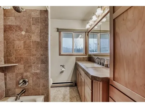 705 NE 94th Avenue Vancouver WA 98664