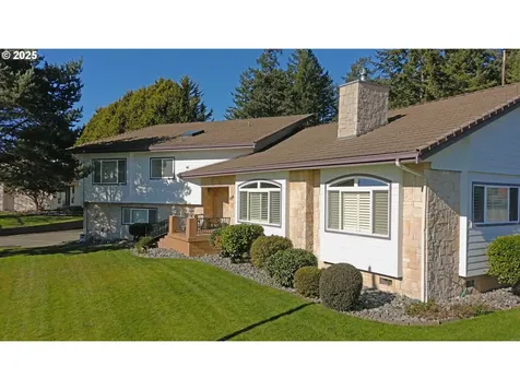 839 Brookhaven Drive Brookings OR 97415