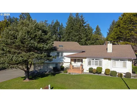 839 Brookhaven Drive Brookings OR 97415