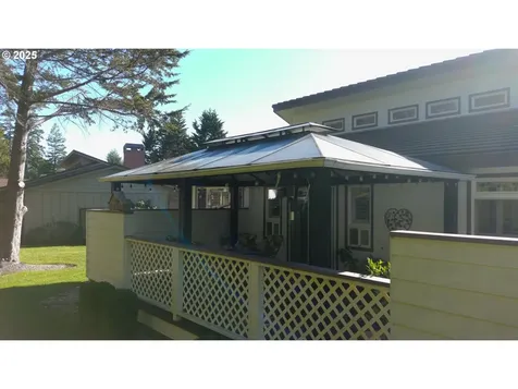 839 Brookhaven Drive Brookings OR 97415