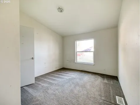 1904 Logan Street Klamath Falls OR 97603