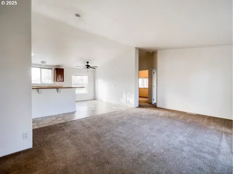 1904 Logan Street Klamath Falls OR 97603