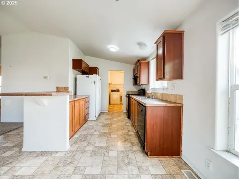 1904 Logan Street Klamath Falls OR 97603