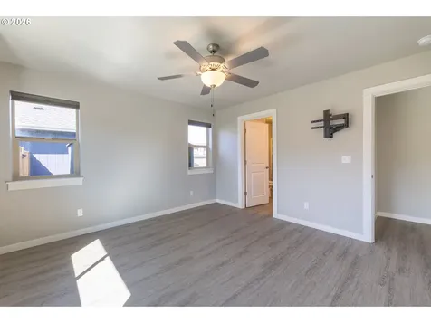160 Braxton Court Roseburg OR 97471