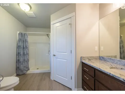 160 Braxton Court Roseburg OR 97471