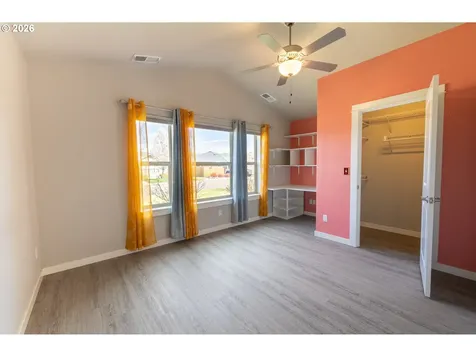 160 Braxton Court Roseburg OR 97471