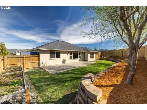 160 Braxton Court Roseburg OR 97471