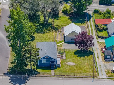 1228 Spruce Street Myrtle Point OR 97458