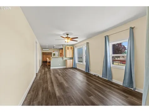 1228 Spruce Street Myrtle Point OR 97458
