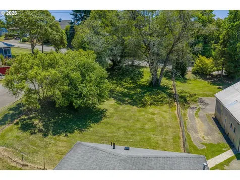 1228 Spruce Street Myrtle Point OR 97458