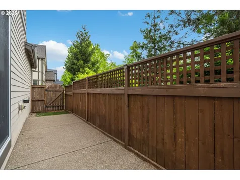 10883 SW Stockholm Drive Wilsonville OR 97070