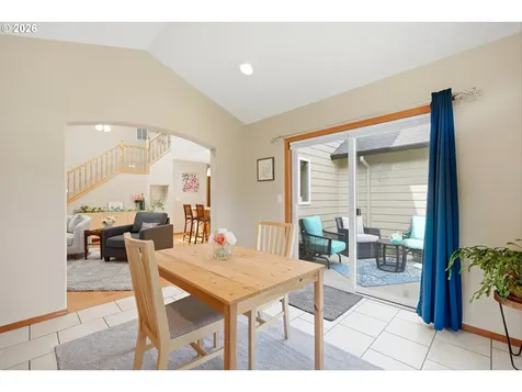 276 SE 8th Avenue Canby OR 97013