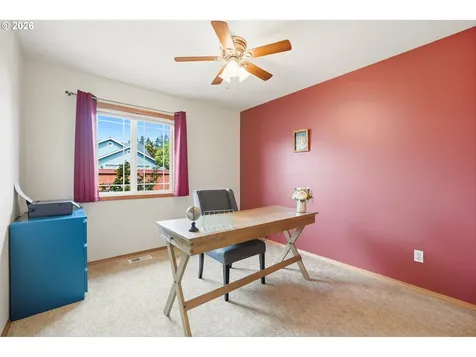 276 SE 8th Avenue Canby OR 97013