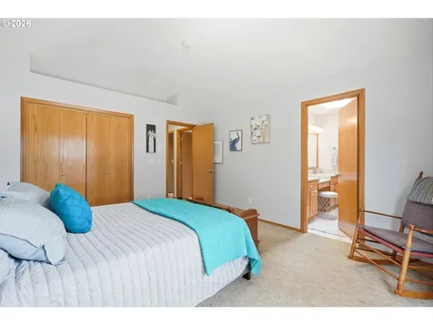 276 SE 8th Avenue Canby OR 97013