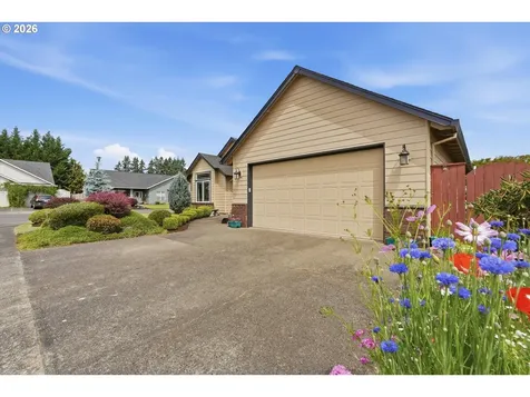 276 SE 8th Avenue Canby OR 97013