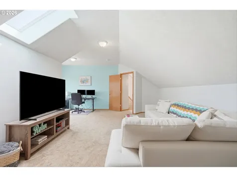 276 SE 8th Avenue Canby OR 97013