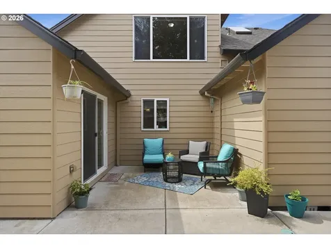 276 SE 8th Avenue Canby OR 97013
