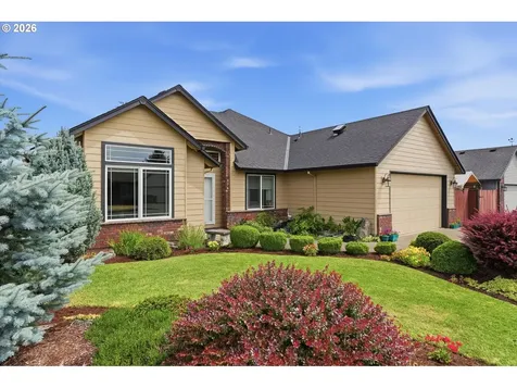 276 SE 8th Avenue Canby OR 97013