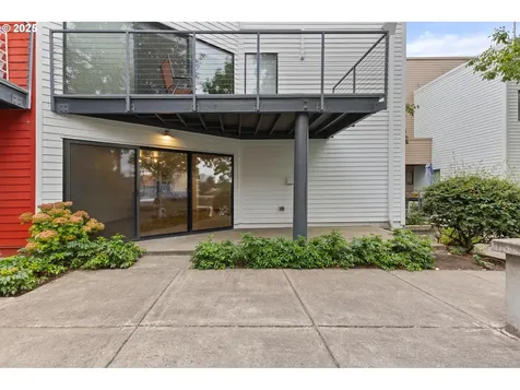 810 NW Naito Parkway Portland OR 97209