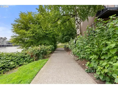 810 NW Naito Parkway Portland OR 97209