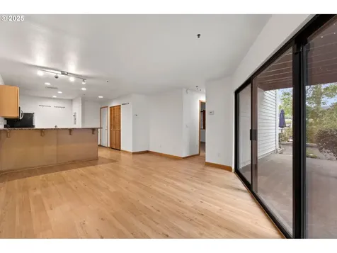 810 NW Naito Parkway Portland OR 97209