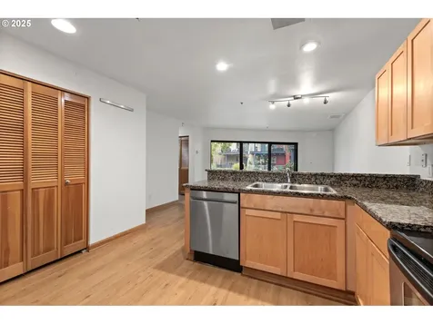 810 NW Naito Parkway Portland OR 97209
